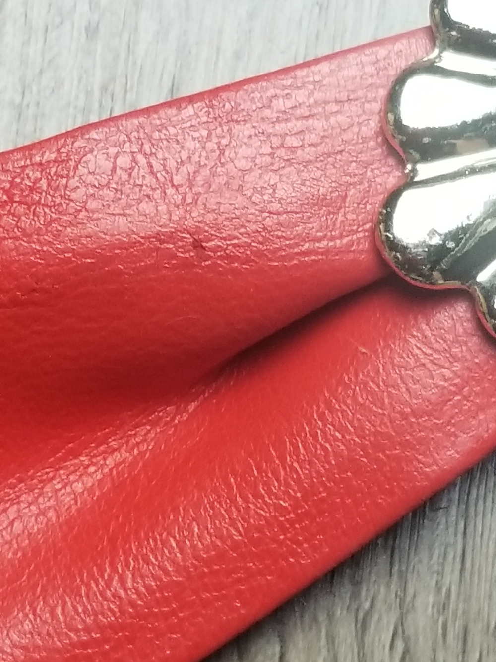 Women's Vintage Red Wide Leather Waist Belt with Goldtone Shell Buckle - Picture 11 of 12